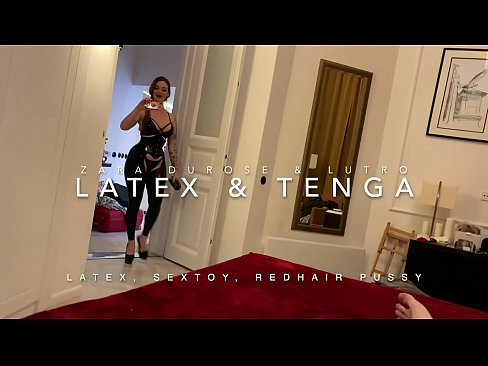 ❤️ Jaruma mai jajayen kaya sanye da rigar latex mai cin duri ❌ Batsa vk ❤